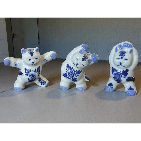 Gzhel Other - Gzhel Vintage‎ Russian Folk Art Porcelain Cats Blue White Figurine Exercise Yoga